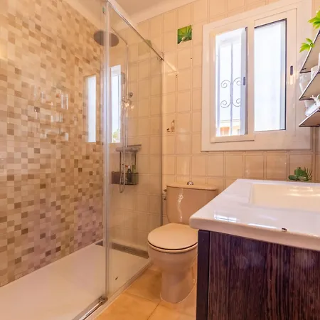 Etcheverria By Interhome * Cambrils